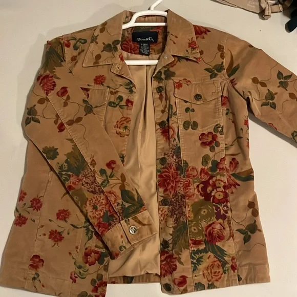 Jacket - Picture 2 of 3